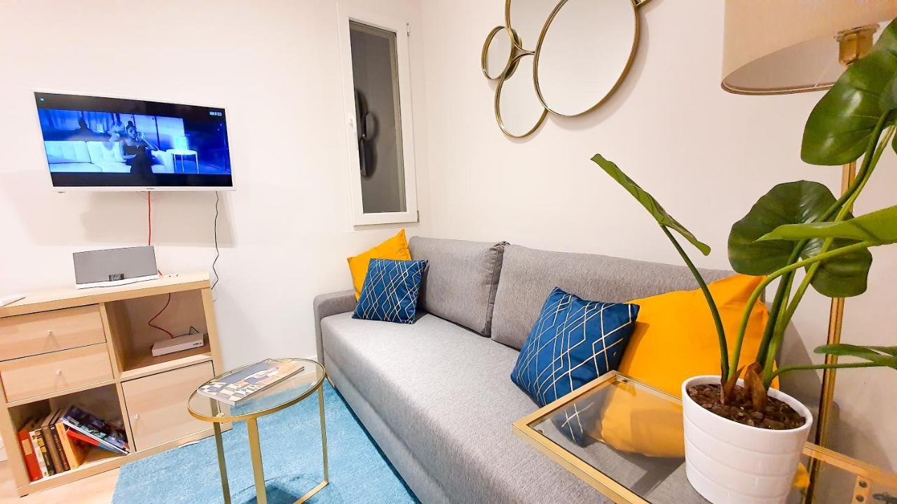 Apartamento Lindo Apartamento en zona centro, cerca de todo Madrid Exterior foto